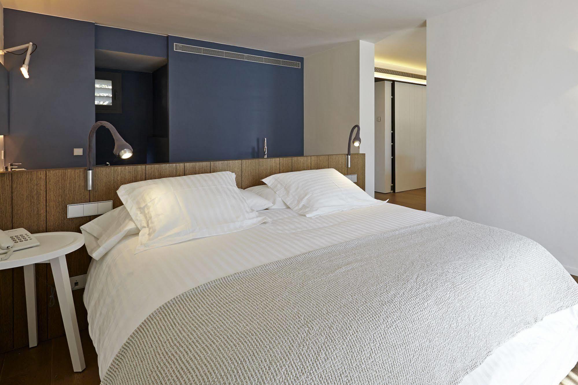 Hotel Mas Lazuli By Fimedhotels Pau Exteriör bild