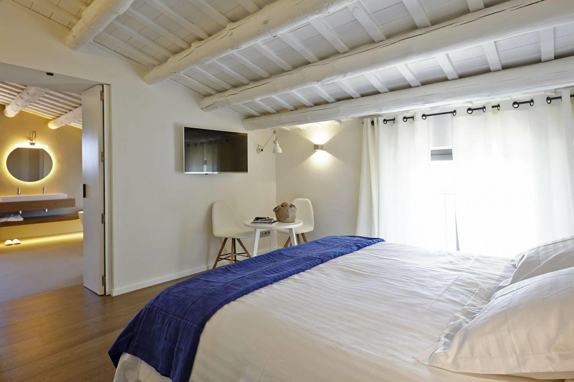 Hotel Mas Lazuli By Fimedhotels Pau Exteriör bild