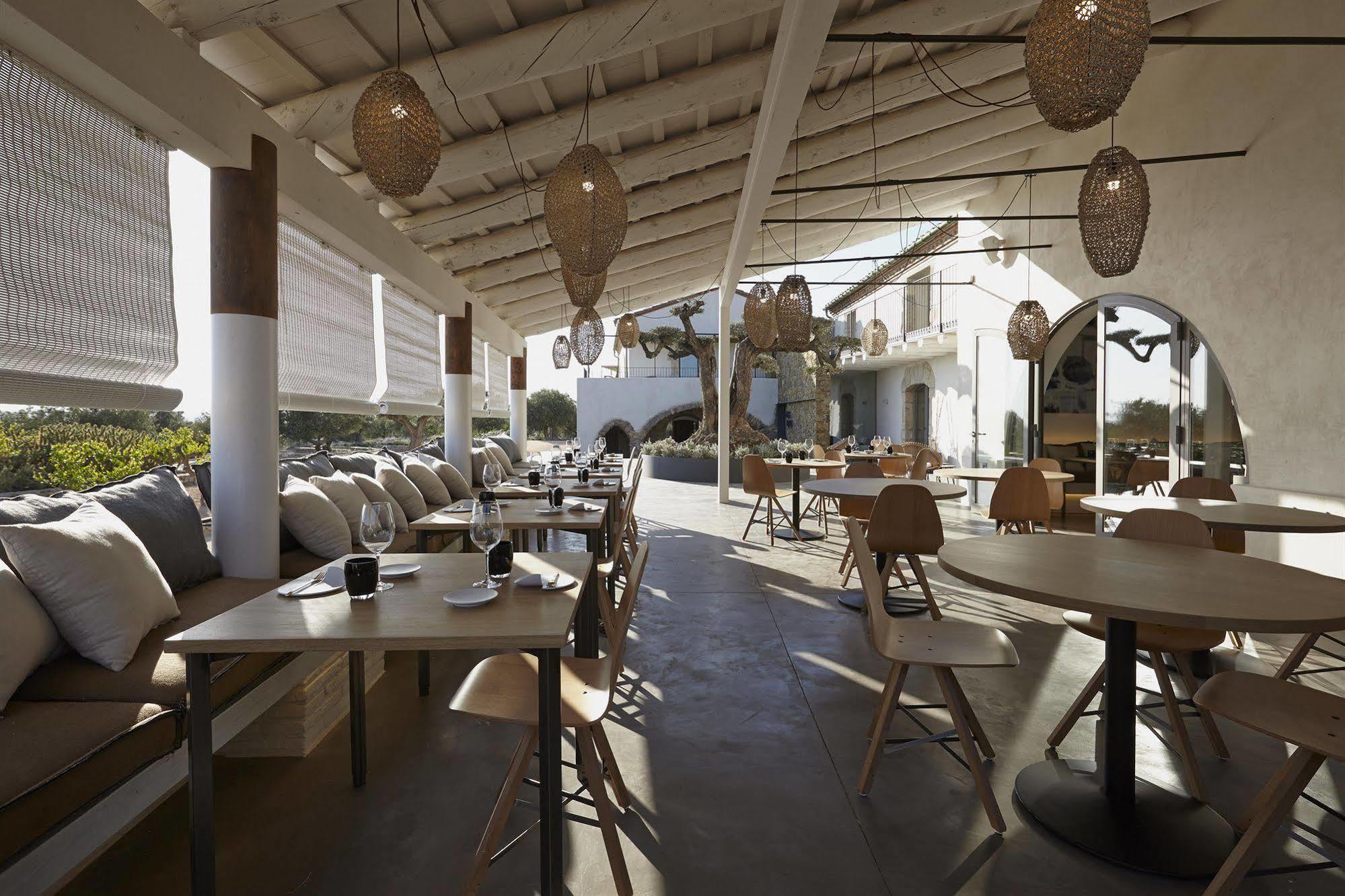 Hotel Mas Lazuli By Fimedhotels Pau Exteriör bild
